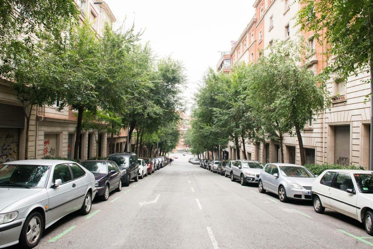 Lovely Apartment At Park Gueell Barcelona Eksteriør billede