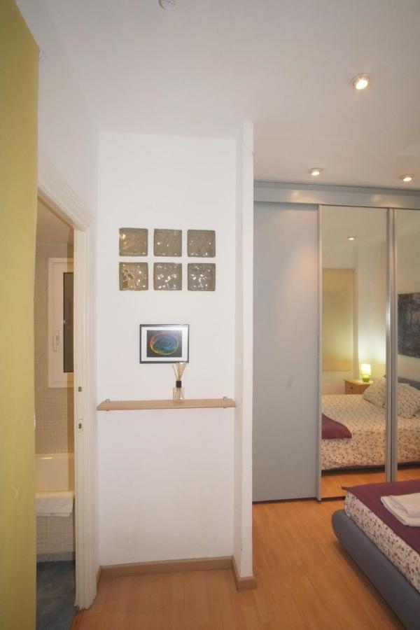 Lovely Apartment At Park Gueell Barcelona Eksteriør billede